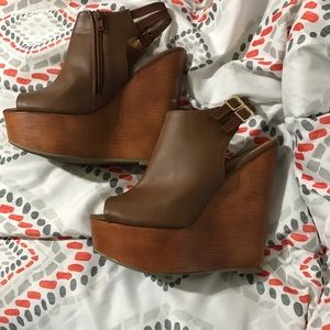 Brown Wedges